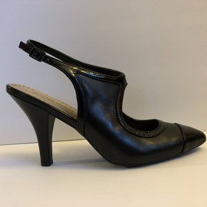 Adrienne Vittadini Heels Size 7.5